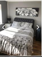 Stunning, contemporary Home from Home - B&B Heckmondwike