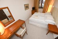 Doppelzimmer mit Gartenblick