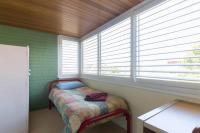 B9 Crawley Apartment 1 BRM & Sleepout near UWA - B&B Perth