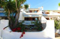Global Properties, Adosado en la playa con piscina - B&B