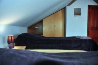Standard Twin Room with Shared Bathroom