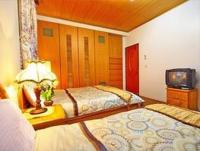 Vierpersoonskamer met Gedeelde Badkamer