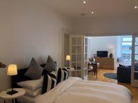 B&B Portrush - The Harbour Studio - Bed and Breakfast Portrush