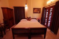 Deluxe Double Room (2 Adults + 1 Child)