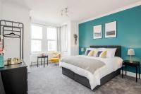 B&B Ilford - Luxury Apartment 2bed & Parking - East London - by Damask Homes - Bed and Breakfast Ilford