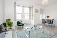 Business & Leisure 2 BR & Parking by Damask Homes - Bed and Breakfast Ilford