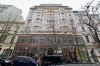 Standard Apartment by Hi5 - Kecskemeti street suite - B&B Budapest