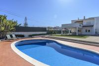 B&B Albufeira - FLH Albufeira Vila Mira Flat with Pool - Bed and Breakfast Albufeira