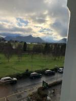 Doppel-/Zweibettzimmer mit Bergblick