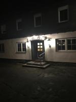 Haus Astenblick in Winterberg für bis zu 35 Personen für Wanderveranstaltungen und Familienfeiern - B&B