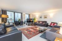 B&B London - Mayfair Piccadilly Apartment - Bed and Breakfast London