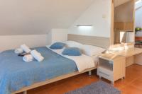 Apartment mit Balkon
