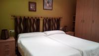 Dreibettzimmer mit eigenem Bad