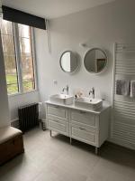 Deluxe Double or Twin Room with Garden View