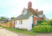 B&B Bawdsey - Hollyhocks - Bed and Breakfast Bawdsey