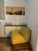 Deluxe Doppelzimmer im Souterrain mit großem Fenster