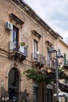 THE PALACE B&B and Apartments - B&B Santo Stefano di Camastra