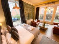 The Deakin at Claremont Serviced Apartments - B&B Leeds