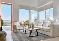 Spacious Mint Luxury Villa access to Private Beach - B&B Agia Pelagia