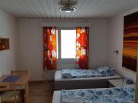 Doppel-/Zweibettzimmer mit Gemeinschaftsbad
