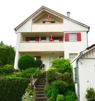 Ferienwohnung #4 mit Terrasse in zentraler dennoch ruhiger Lage - Stadtbus vor der Tür! - B&B Lindau