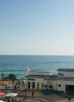 Armação de Pêra - Beach Apartment - Sea View- Walk to the Beach - Algarve - Chambres d'hôtes Armação de Pêra