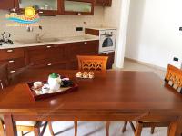 Apartment mit Balkon