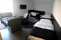 Chambre Triple avec Salle de Bains Commune