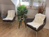 Ferienwohnung Tine mit Balkon, Fahrrädern und Strandkorb im Sommer - Ferienwohnung Seebad Zempin