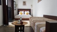 Dreibettzimmer mit eigenem Bad
