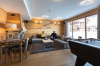 Apartment with Mountain View