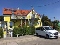 AJO Apartments - Alte Donau Lake or Garden View Balcony Studio - Self-Check-in - Chambres d'hôtes Vienne