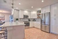 Beach House with Pool 3 Mi to Anna Maria Island! - Chambres d’hôtes Bradenton