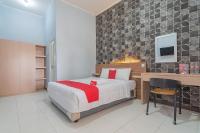 B&B Garut - RedDoorz near Alun-Alun Garut - Bed and Breakfast Garut