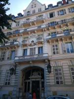 Studio indépendant centre ville Aix les bains - B&B