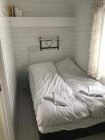 Waterfront Twin Cabin - B&B Stamsund