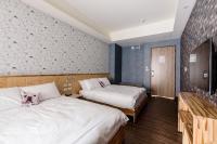 Twin Room with Bathroom