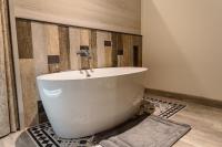 Familienzimmer mit Badewanne