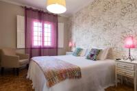 Apartment with Mountain View