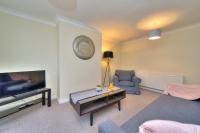 B&B Stevenage - Hampson House Stevenage by PAY AS U STAY - Bed and Breakfast Stevenage