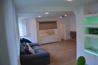 Modern und Ruhig in Wuppertal mit Heimkino-Beamer! Top Ausstattung und Privatparkplatz an der Unterkunft - Ferienwohnung