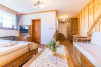 Camera Matrimoniale con Letto Supplementare
