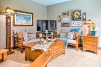 B&B Effingham - Family Home with Deck on Lake Sara Pets are Welcome - Bed and Breakfast Effingham