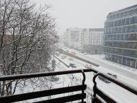 Big Stay - 4 Bedroom, 2 Bathroom Old Town Apartment with AC - Chambres d’hôtes Bratislava