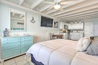 Panama City Beach Studio w/ Pool & Beach Access - B&B Panama City Beach