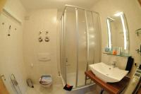 Apartamento con balcón