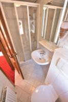 Doppel- oder Zweibettzimmer