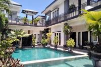 Villa Rumah Putih Abu Abu - Bed and Breakfast