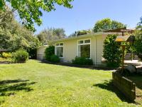 B&B Turangi - The Trout House - Turangi Holiday Home - Bed and Breakfast Turangi