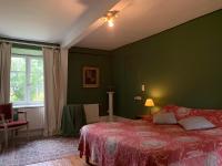 Doppelzimmer mit Gartenblick